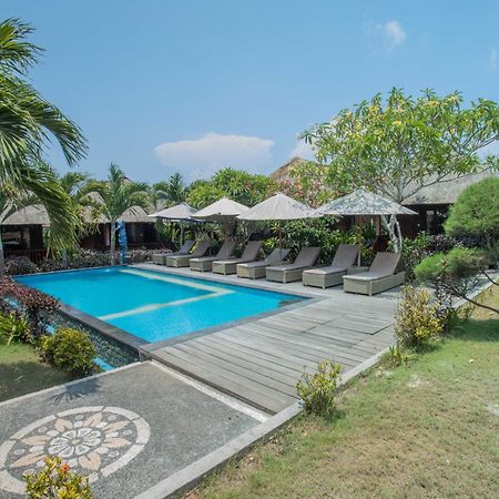 Lembongan Mantra Huts Hotel Exterior foto